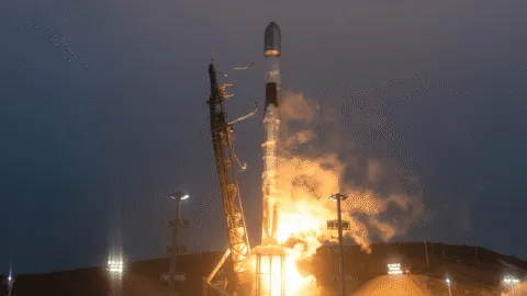 Así se vio el paso de cohete de Space X en México; videos