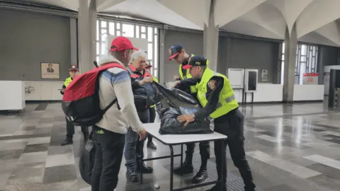 Operativo Cero Pirotecnia: así detectan cohetes en el Metro CDMX