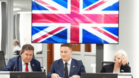 Reino Unido afirma que las Malvinas son británicas tras declaraciones de Milei