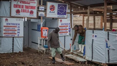 ¡Sigue avanzando! Ébola supera los 6 mil casos y 3 mil muertos en República Democrática del Congo