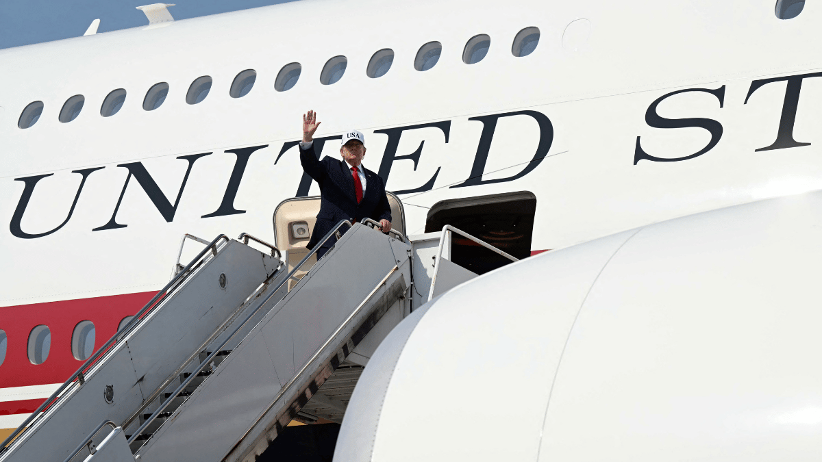 Casa Blanca impide a CNN viajar con Trump en el Air Force One rumbo a Tennessee