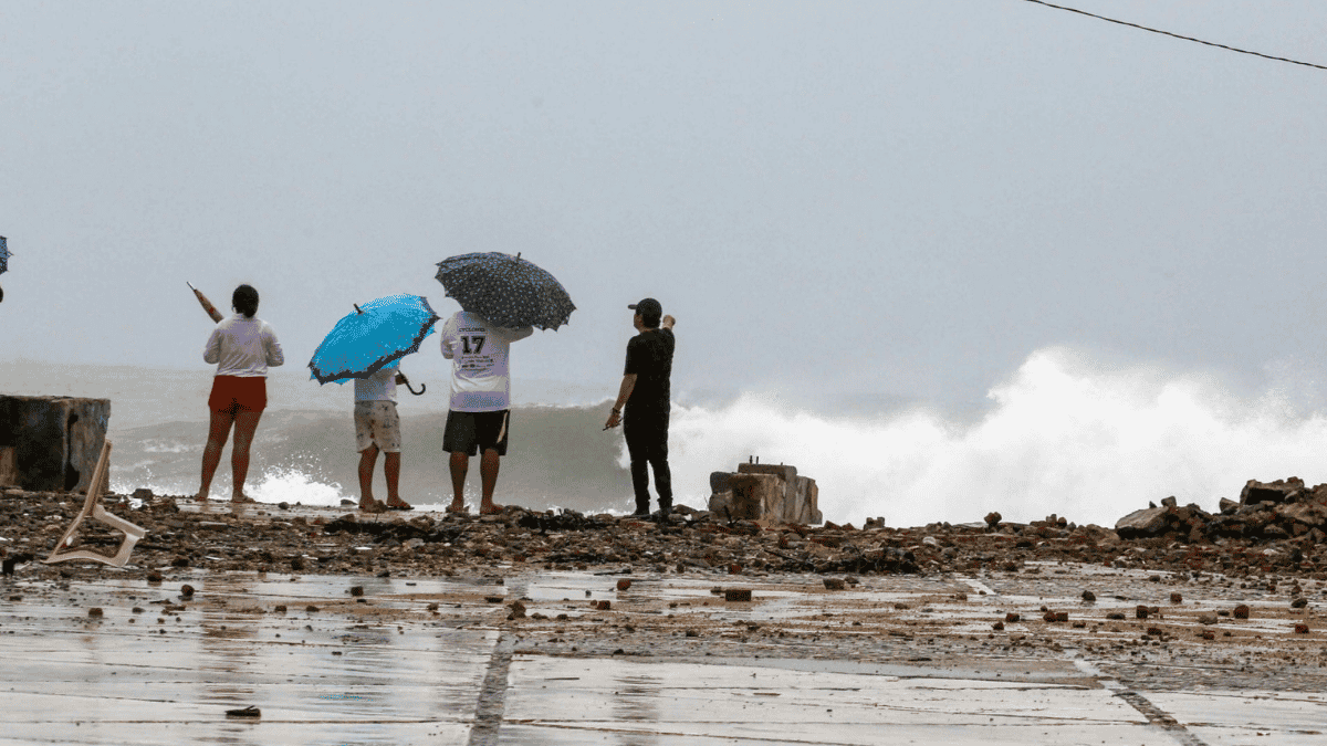 Huracán Polo avanza a Baja California Sur como categoría 3; así fue su paso por Isla Socorro