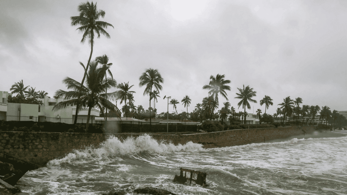 De ligeras a torrenciales, los 32 estados tendrán lluvias este martes por Polo, Rachel y monzón
