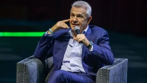 ¡Oficial! Javier Aguirre vuelve España como entrenador de Valencia