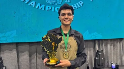 Juan José, barista de Colombia, gana campeonato de Latinoamérica y el Caribe de Starbucks