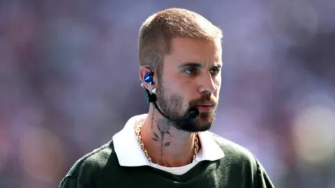 Justin Bieber sorprende con actuación improvisada en un parque de Los Ángeles