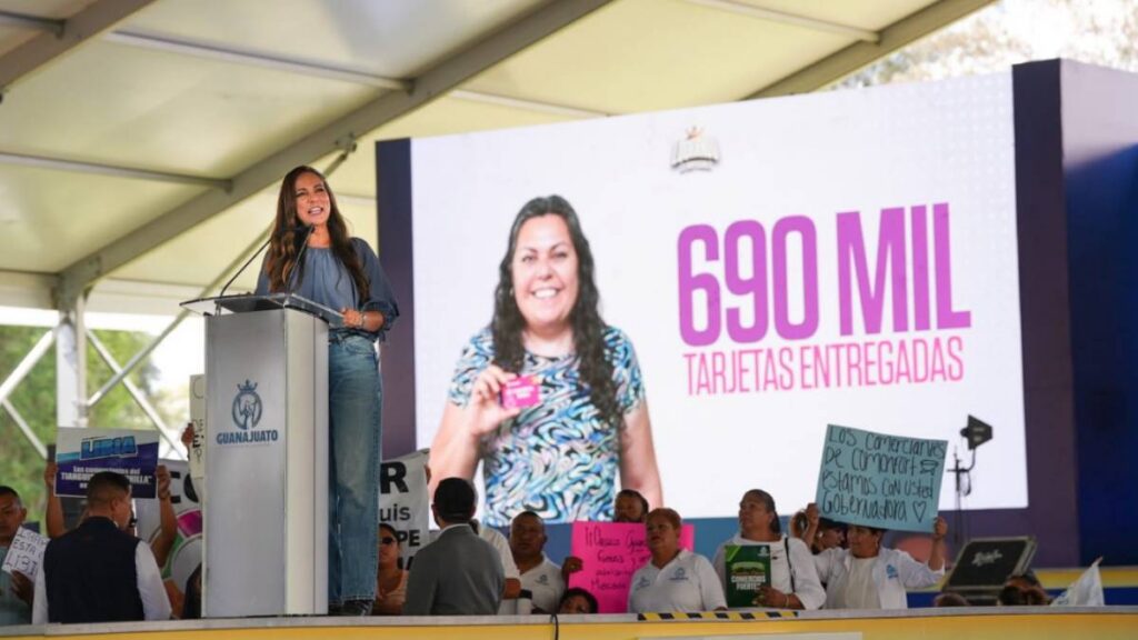 Libia Dennise presenta su segundo informe de gobierno.