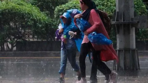 Pronostican chubascos, granizo y descargas eléctricas en CDMX