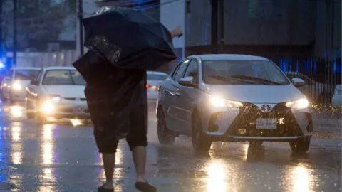 Lluvias podrían causar inundaciones en CDMX este viernes