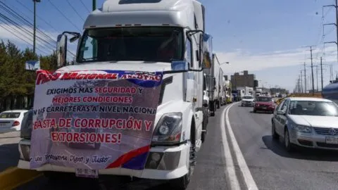 Los "Zúñiga": grupo ligado al robo de carga en la carretera Puebla-Veracruz; hay alcaldes detenidos