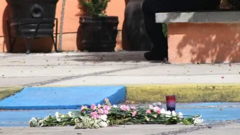 Rinden homenaje a Claudia Tacoronte, estudiante española asesinada en Morelos