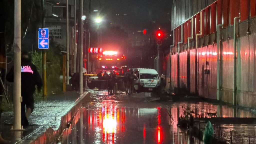 Mueren seis personas tras inundaciones en Tultitlán, Estado de México