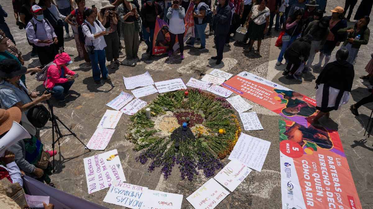 Mujeres parteras encabezarán las protestas en la CDMX este 29 de septiembre