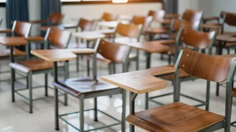 Una alumna de secundaria fue suspendida por llevar café a la escuela en NY: ¿por qué?