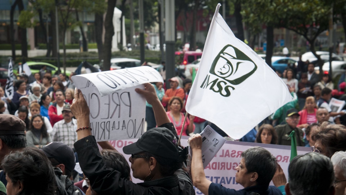 Jubilados y pensionados del IMSS encabezan las movilizaciones en CDMX este 28 de septiembre