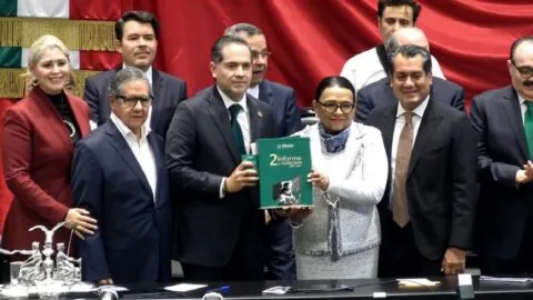 Rosa Icela entrega en San Lázaro el Segundo Informe de Gobierno de Sheinbaum