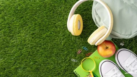 Regreso a clases: Claro Música tiene 3 playlists para darle ritmo