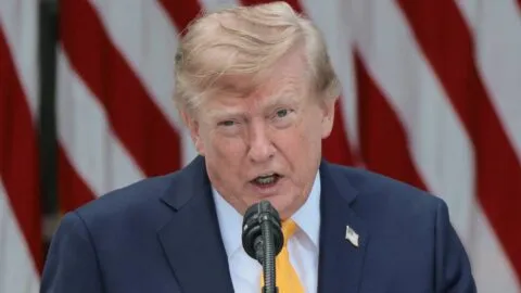 Trump saca a Venezuela de lista de países que “fracasaron” contra el narco tras 20 años en ella