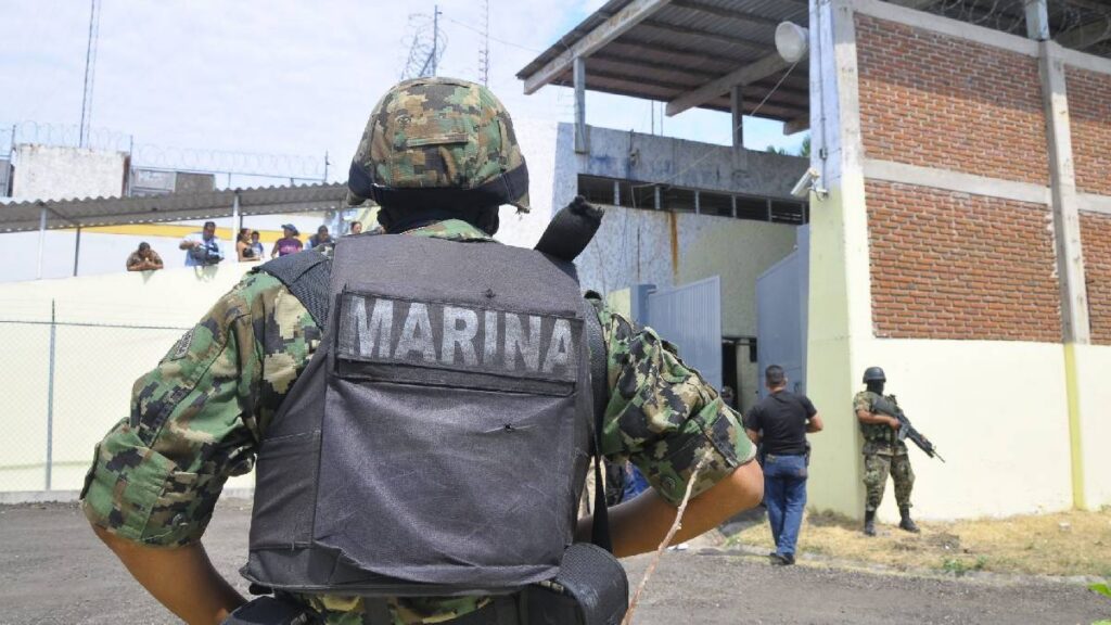 rina-en-penal-de-mazatlan-deja-dos-internos-sin-vida