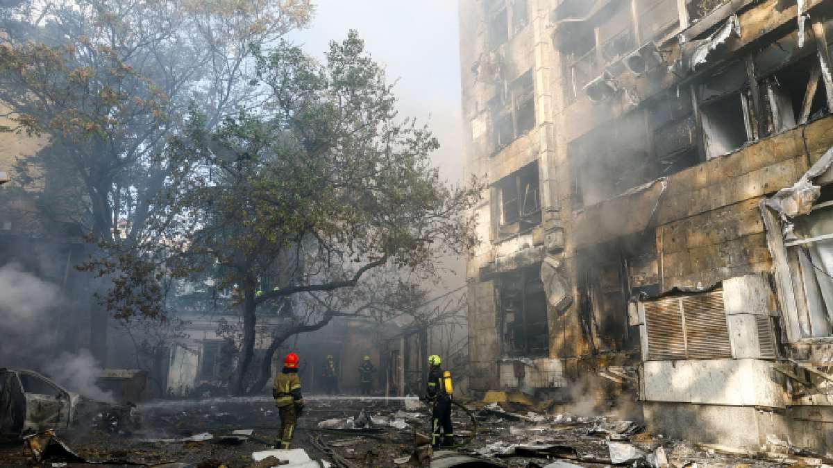 Dron ruso impacta Academia de Ciencias de Ucrania: reportan un muerto y tres heridos; ve videos