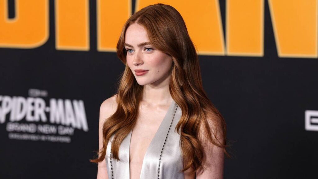 Sadie Sink es la nueva imagen de Calvin Klein para el otoño 2026