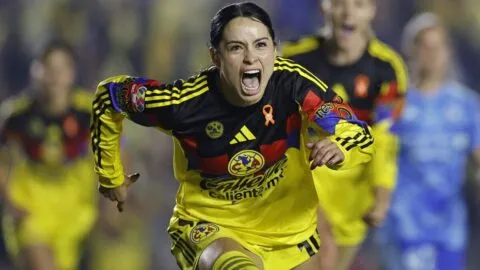 ¿Quién es Scarlett Camberos, la primera mexicana en ser nominada al Balón de Oro Femenil?