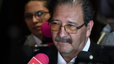Sin ellos en la alianza, Morena puede perder hasta 12 gubernaturas en 20, le advierte el PT
