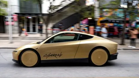 Tesla lanza el Cybercab: así es el robotaxi sin volante ni pedales