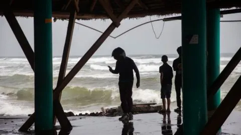 Rachel se fortalece frente a México: refuerza lluvias en 5 estados y se intensificará a huracán, según el SMN