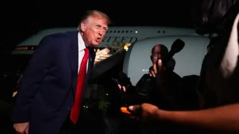 Trump vs la prensa de EE. UU.: los principales enfrentamientos desde su llegada al poder
