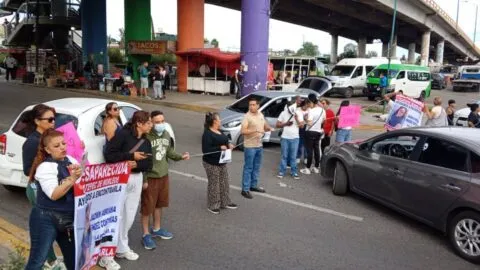 Bloquean Avenida Central en Ecatepec por desaparición de Jazmín Méndez