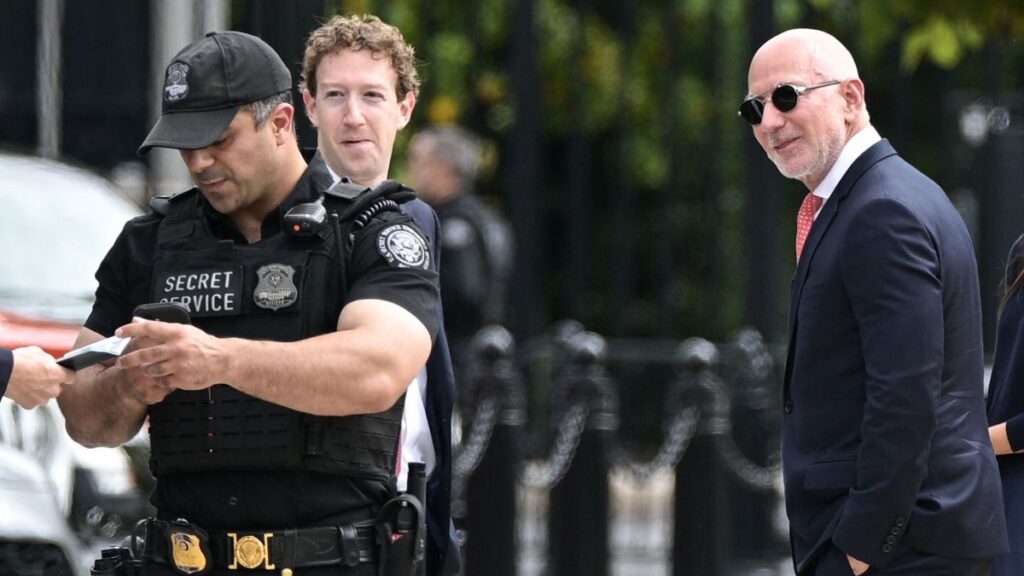 Mark Zuckerberg y Jeff Bezos