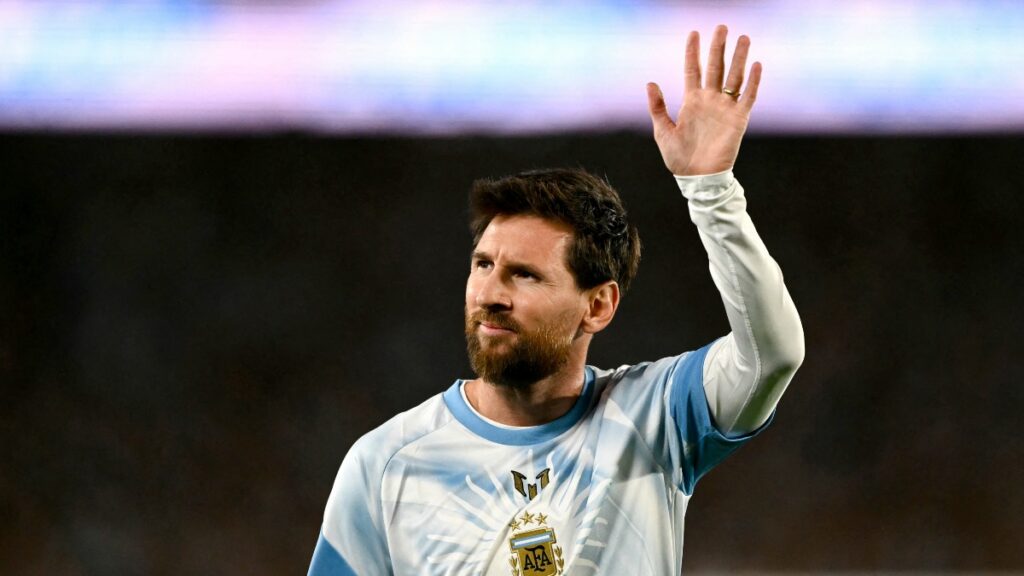 ¡Adiós, Leo! Messi llora al llegar a su último partido con la Selección de Argentina
