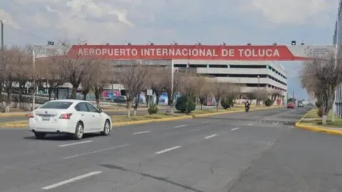 Avión privado con 11 personas aterriza de emergencia en el Aeropuerto de Toluca
