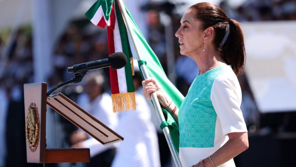 Imágenes: Armada celebra 205 aniversario con desfile en Veracruz; Sheinbaum dice esto