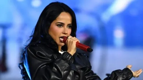 El mensaje contra ICE de Becky G en pleno concierto en Phoenix