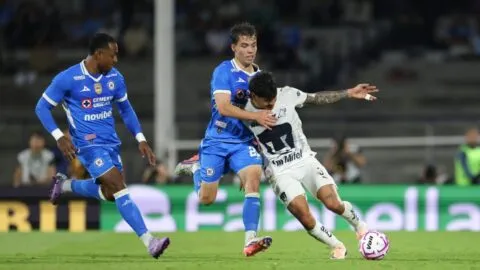 Cruz Azul rescata el empate ante Pumas y extiende su racha invicta en CU
