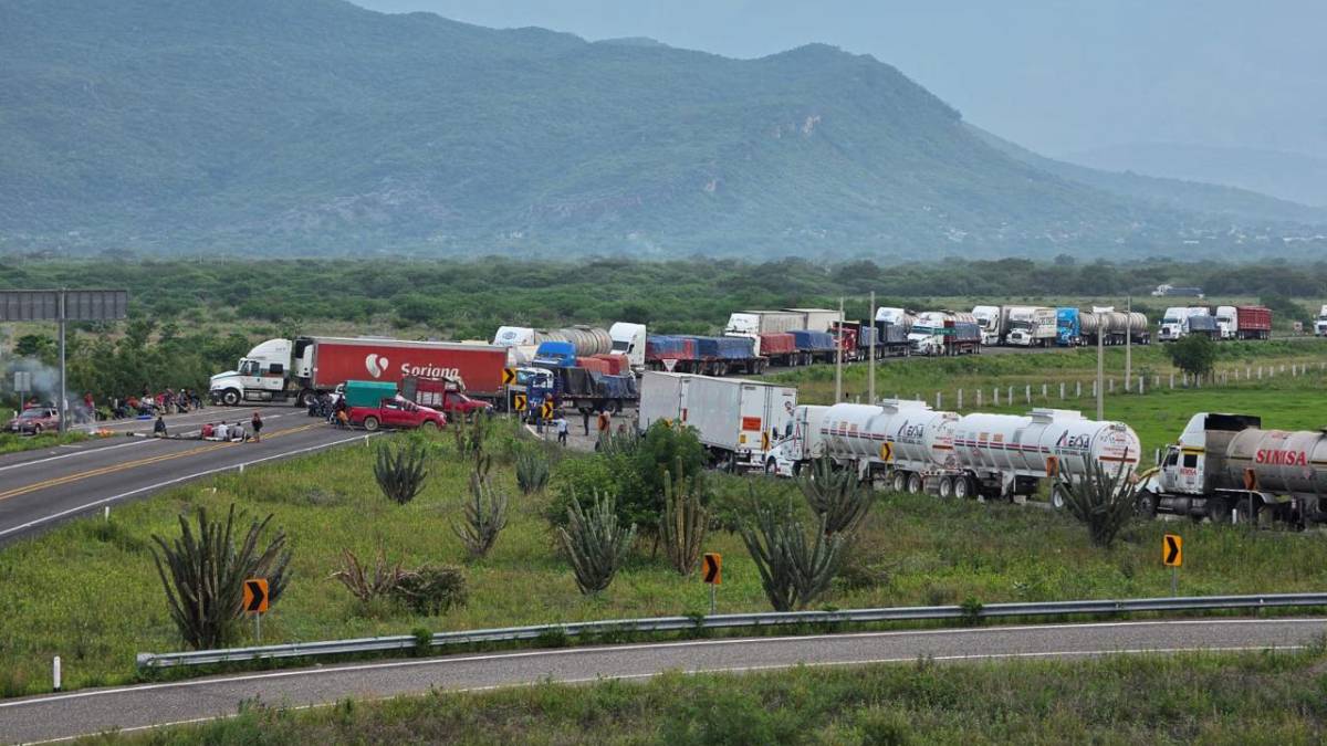 ¿Qué pasa en el Istmo de Tehuantepec? Bloqueo en carretera federal 190 cumple 4 días