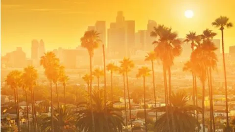 California crece 3.5% en 2025, más que Texas, Florida y Nueva York, según Newsom