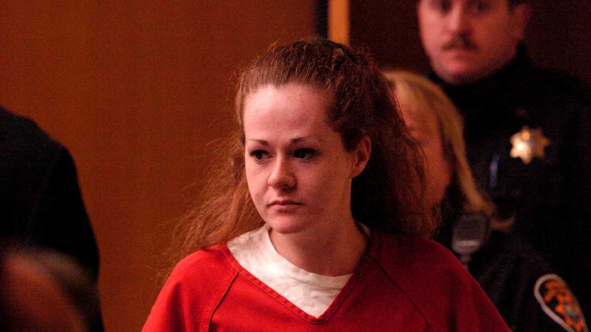 "Viva pero muy grave": Christa Pike está en estado crítico tras recibir doble inyección letal