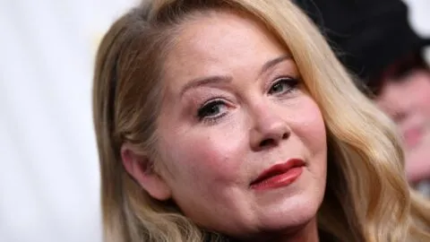 Christina Applegate revela que fue diagnosticada erróneamente con esclerosis múltiple: “No me sentí para nada feliz”