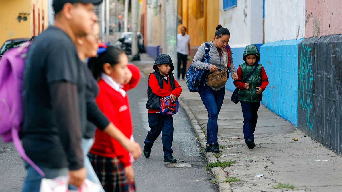 Aplican clases a distancia en Tijuana por altas temperaturas