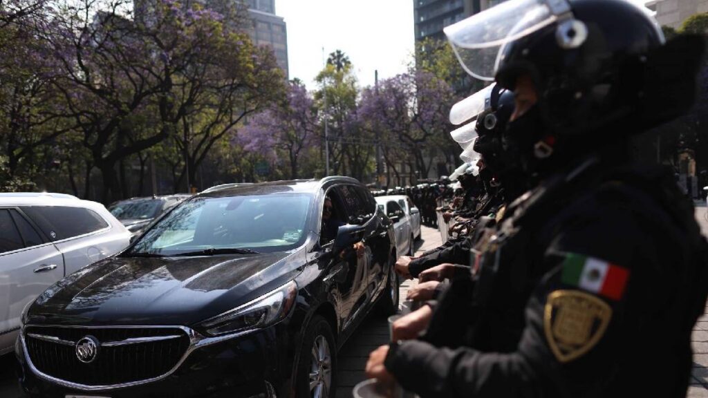 conductor-de-aplicacion-busca-refugio-en-la-25-zona-militar-puebla-ante-presunto-intento-de-asalto