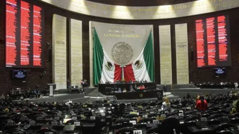 Diputados aprueban Ley Federal de Derechos con aumentos en visas y servicios sanitarios