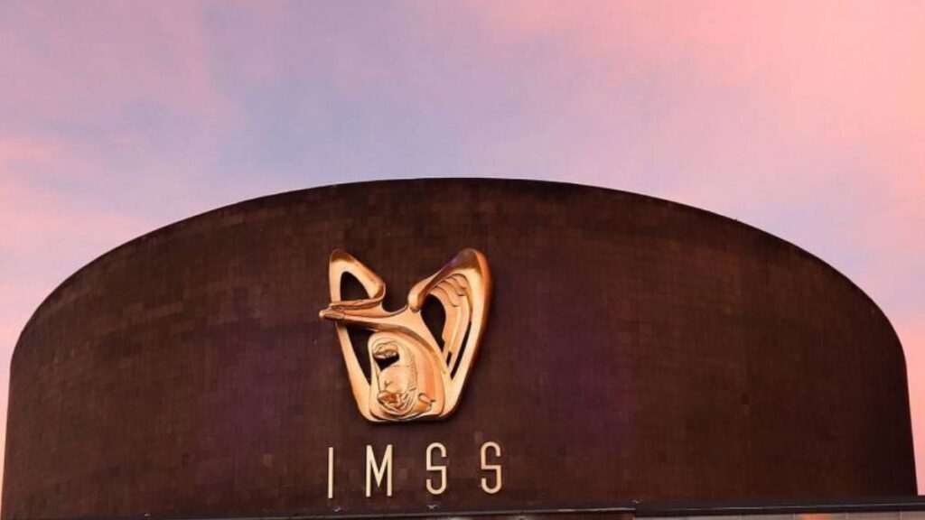 Escudo del IMSS