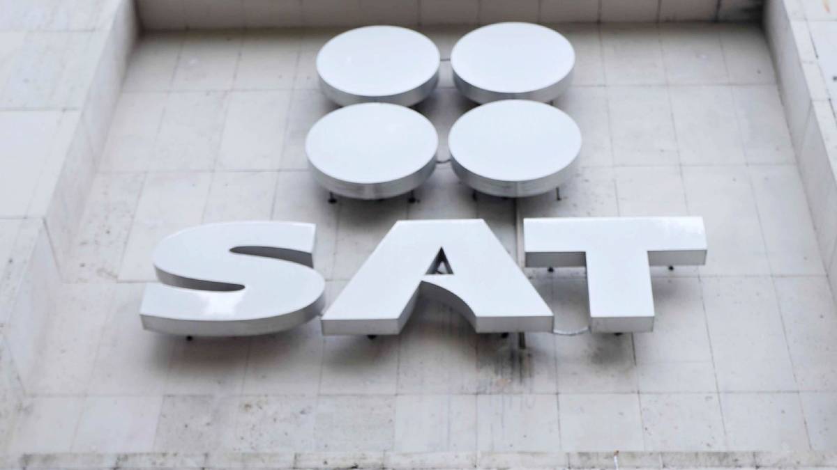 SAT recauda 34 mil mdp adicionales por IEPS y cancela facturación a 2 mil 205 empresas