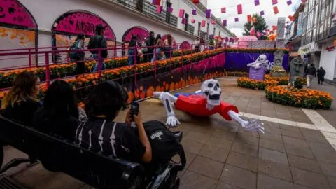 Día de Muertos en Edomex: consulta el calendario de paseos nocturnos, ofrendas y catrinas gigantes