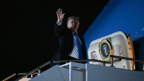 Estudiantes de Alabama son arrestados tras amenazar a Trump en redes sociales