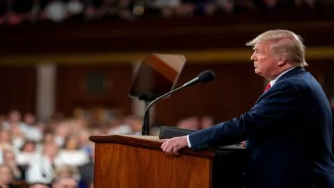 Trump quiere excluir a inmigrantes del Censo 2030