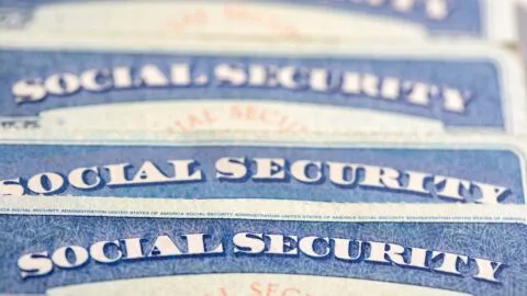 El aumento del Seguro Social 2027 podría quedar reducido por Medicare: así quedaría tu pago neto